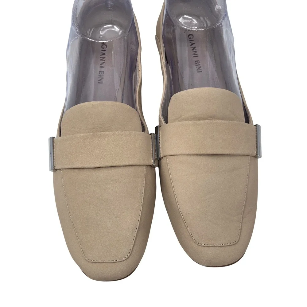 Gianni Bini Womens Tan Beige Leather Square Toe Loafer Flats Size 8M Accents